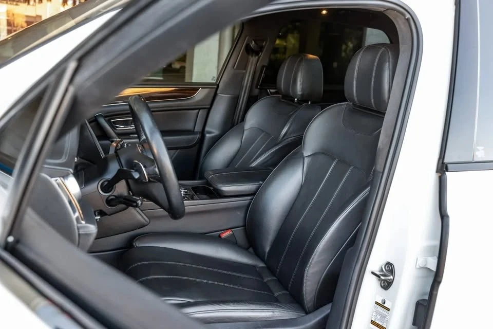 2020 Bentley Bentayga - Image 8 of 8