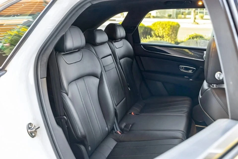 2020 Bentley Bentayga - Image 6 of 6