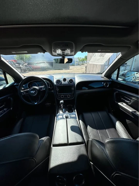 2020 Bentley Bentayga - Image 10 of 14