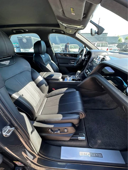 2020 Bentley Bentayga - Image 6 of 14