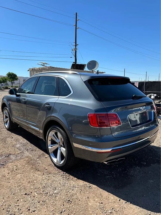 2020 Bentley Bentayga - Image 3 of 14