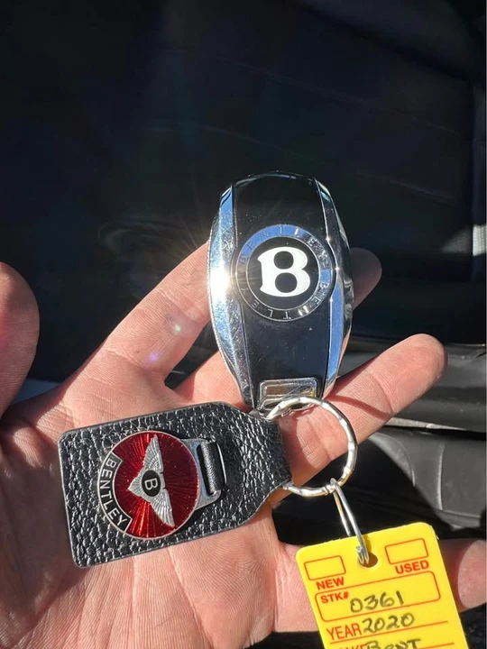 2020 Bentley Bentayga - Image 14 of 14