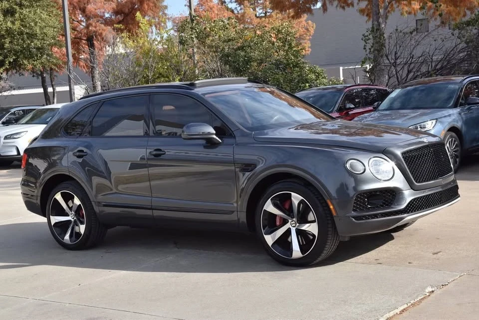 2020 Bentley Bentayga - Image 9 of 20