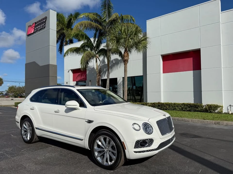 2020 Bentley Bentayga - Image 9 of 19
