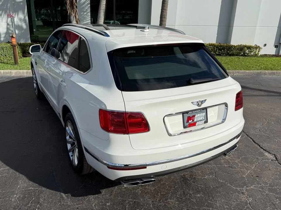 2020 Bentley Bentayga - Image 10 of 19