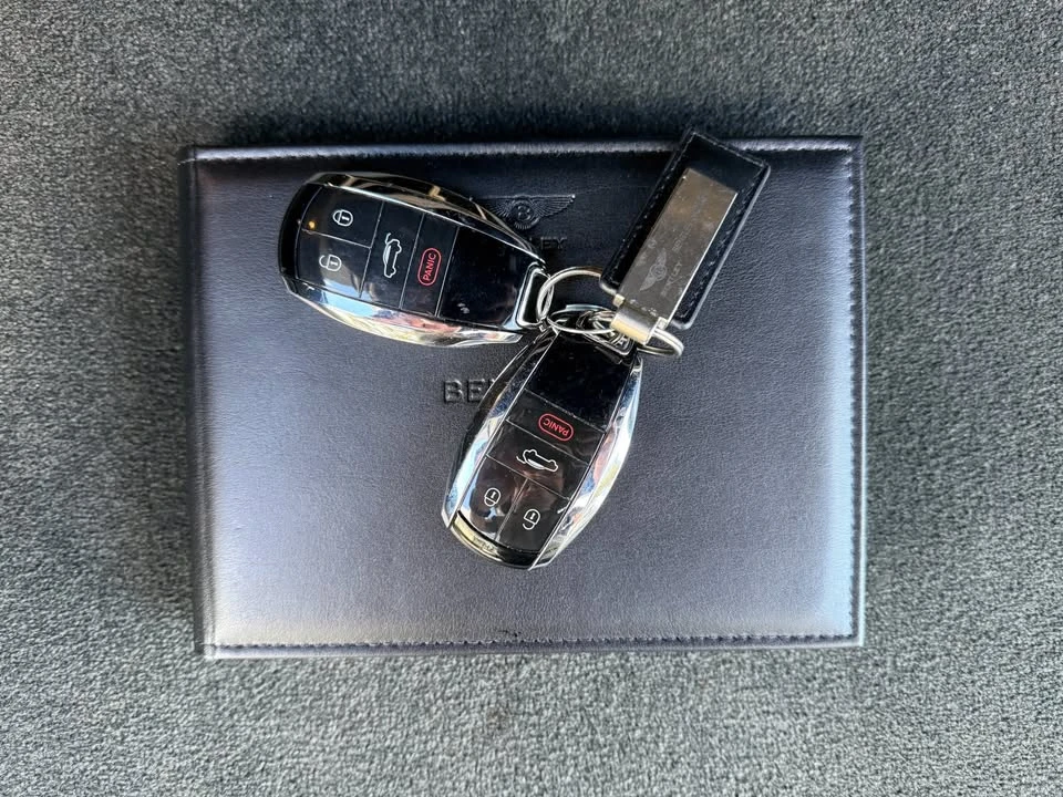 2020 Bentley Bentayga - Image 19 of 19