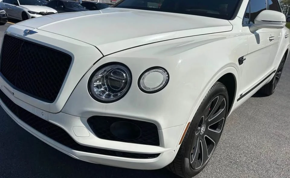 2020 Bentley Bentayga - Image 2 of 12