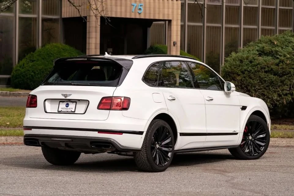 2020 Bentley Bentayga - Image 2 of 20