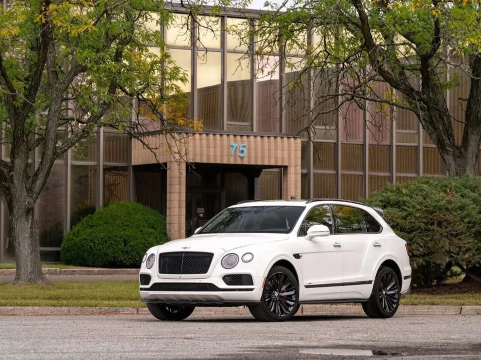 2020 Bentley Bentayga - Image 7 of 20