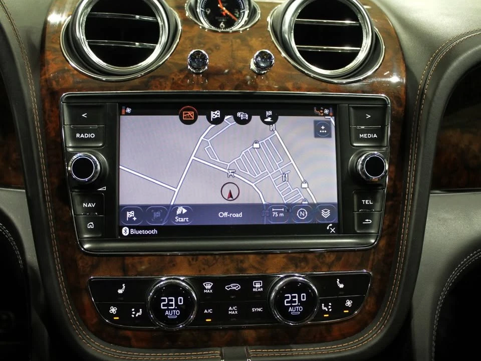 2020 Bentley Bentayga - Image 7 of 12