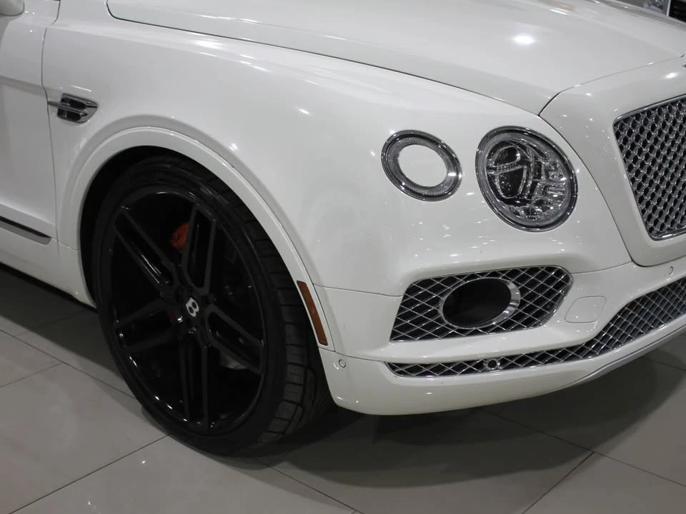 2020 Bentley Bentayga - Image 2 of 15