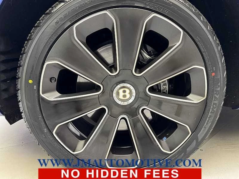 2020 Bentley Bentayga - Image 9 of 20