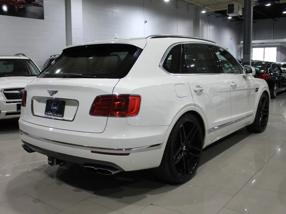 2020 Bentley Bentayga - Image 10 of 15