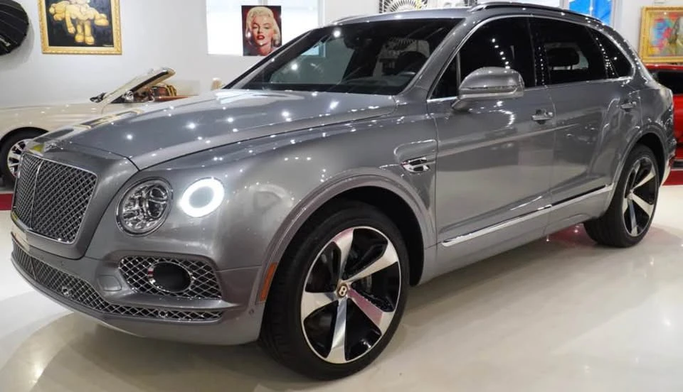 2020 Bentley Bentayga - Image 2 of 6