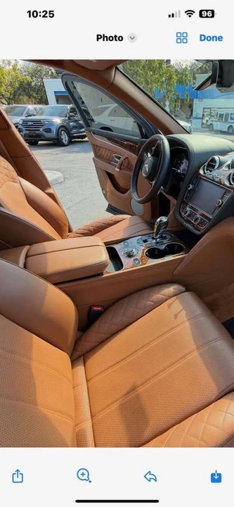 2020 Bentley Bentayga - Image 9 of 15