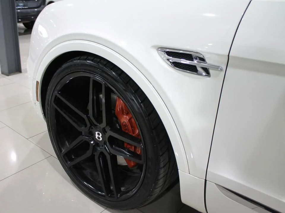2020 Bentley Bentayga - Image 7 of 15