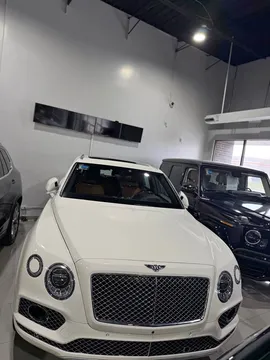 2020 Bentley Bentayga V8