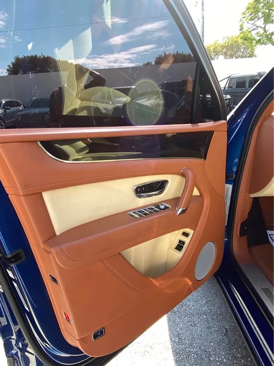 2020 Bentley Bentayga - Image 4 of 8