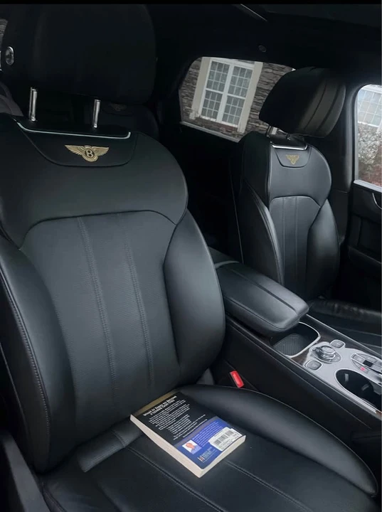 2020 Bentley Bentayga - Image 3 of 5