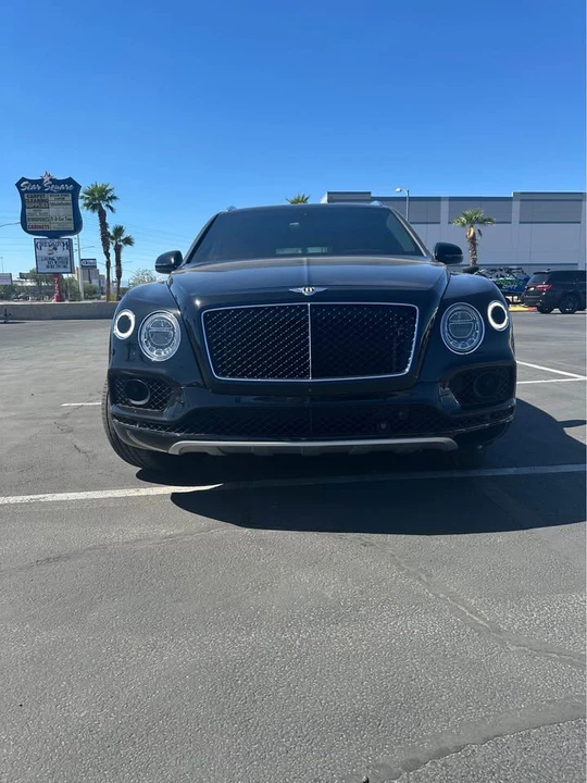 2020 Bentley Bentayga - Image 3 of 11