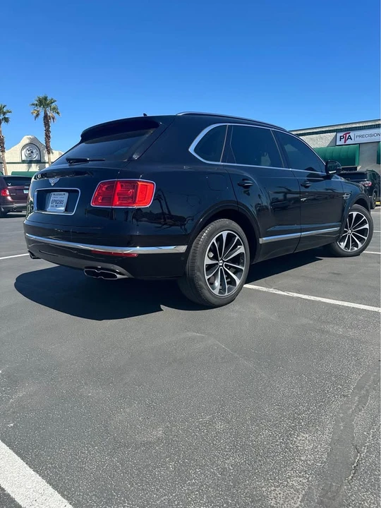 2020 Bentley Bentayga - Image 4 of 11