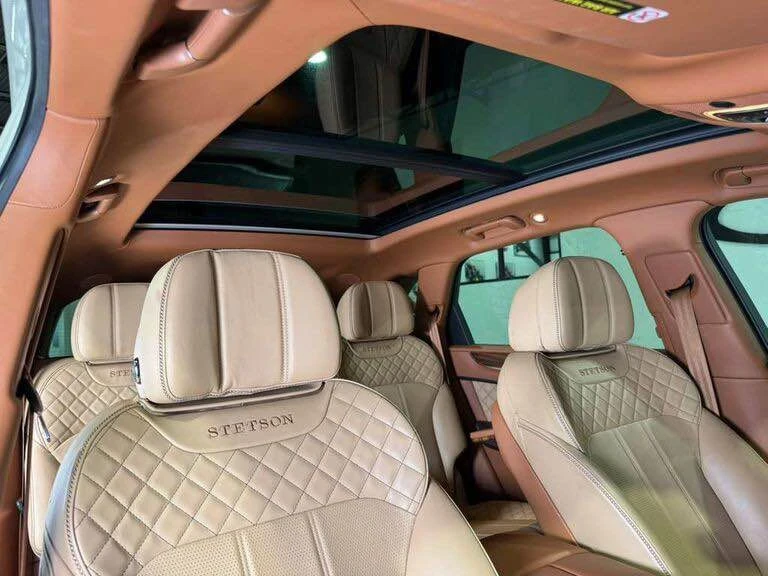 2020 Bentley Bentayga - Image 8 of 16