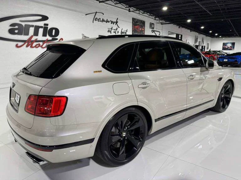 2020 Bentley Bentayga - Image 2 of 16