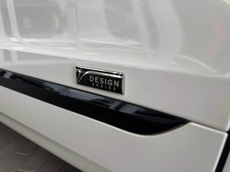 2020 Bentley Bentayga - Image 8 of 11
