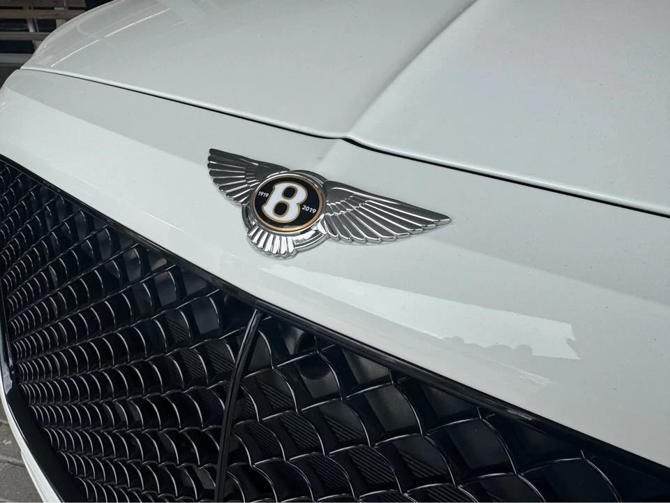 2020 Bentley Bentayga - Image 7 of 11