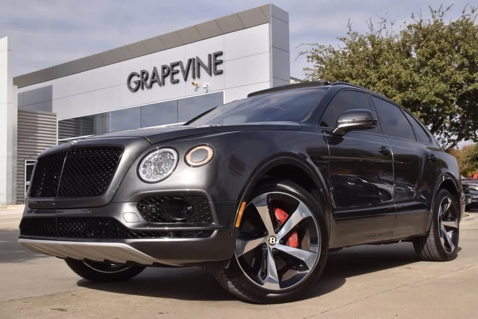 2020 Bentley Bentayga - Image 2 of 11