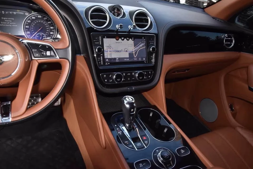 2020 Bentley Bentayga - Image 9 of 13
