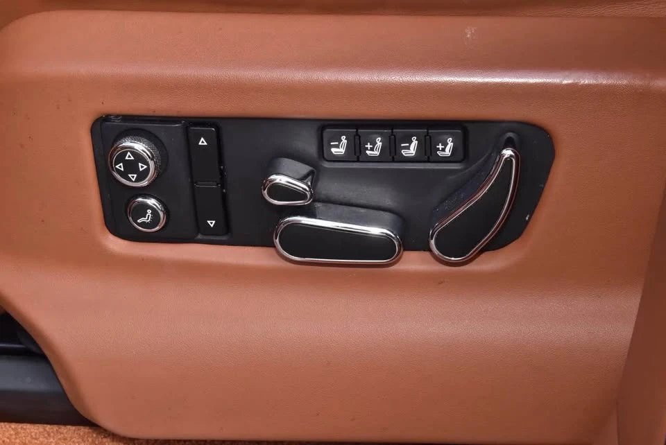 2020 Bentley Bentayga - Image 12 of 13
