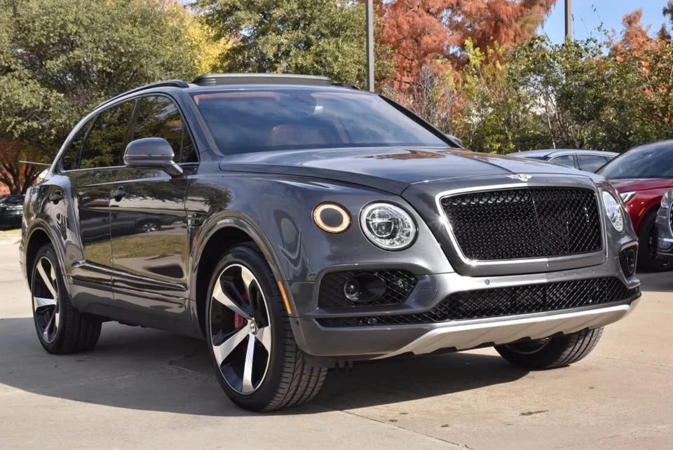 2020 Bentley Bentayga - Image 2 of 18