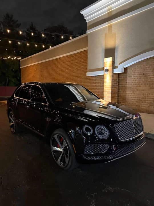 2020 Bentley Bentayga - Image 2 of 5