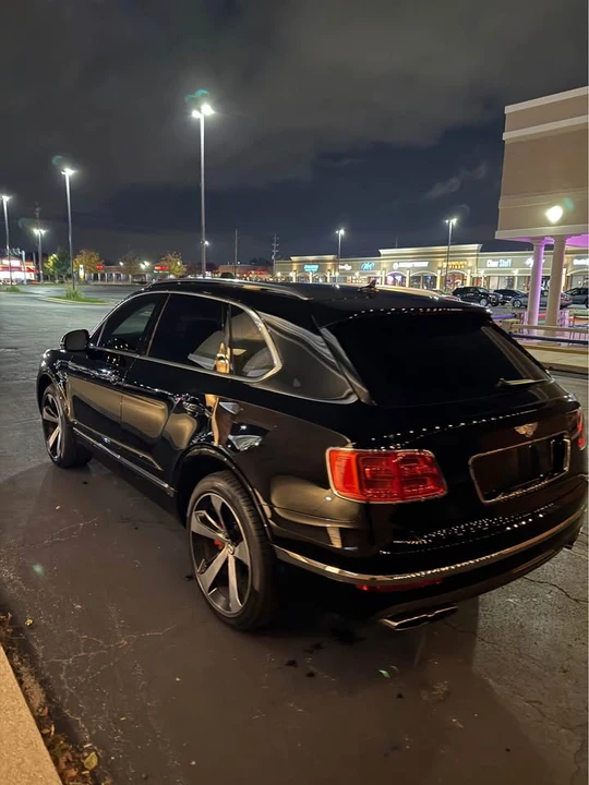 2020 Bentley Bentayga - Image 4 of 5