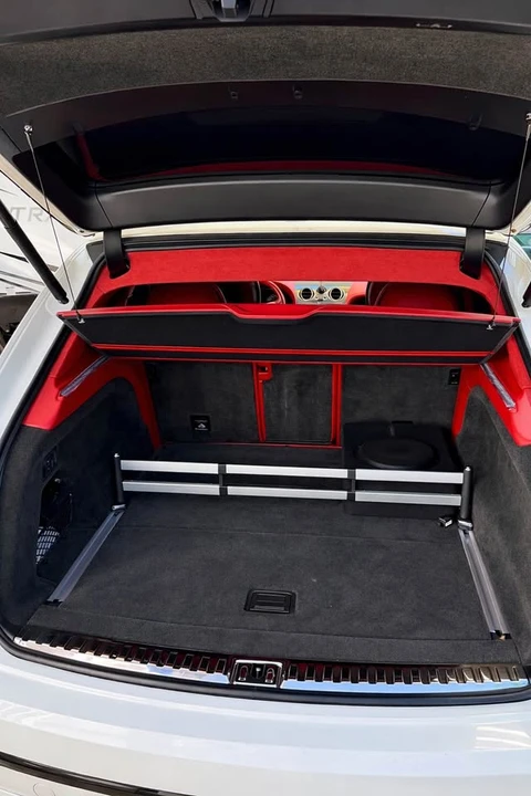 2020 Bentley Bentayga - Image 5 of 9