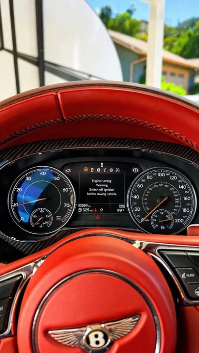 2020 Bentley Bentayga - Image 9 of 9