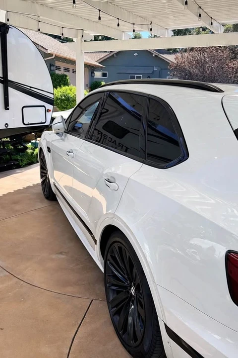 2020 Bentley Bentayga - Image 3 of 9