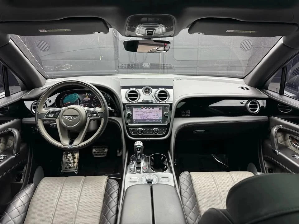 2020 Bentley Bentayga - Image 11 of 20
