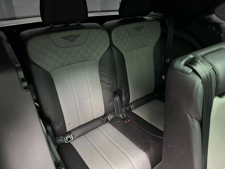 2020 Bentley Bentayga - Image 8 of 20