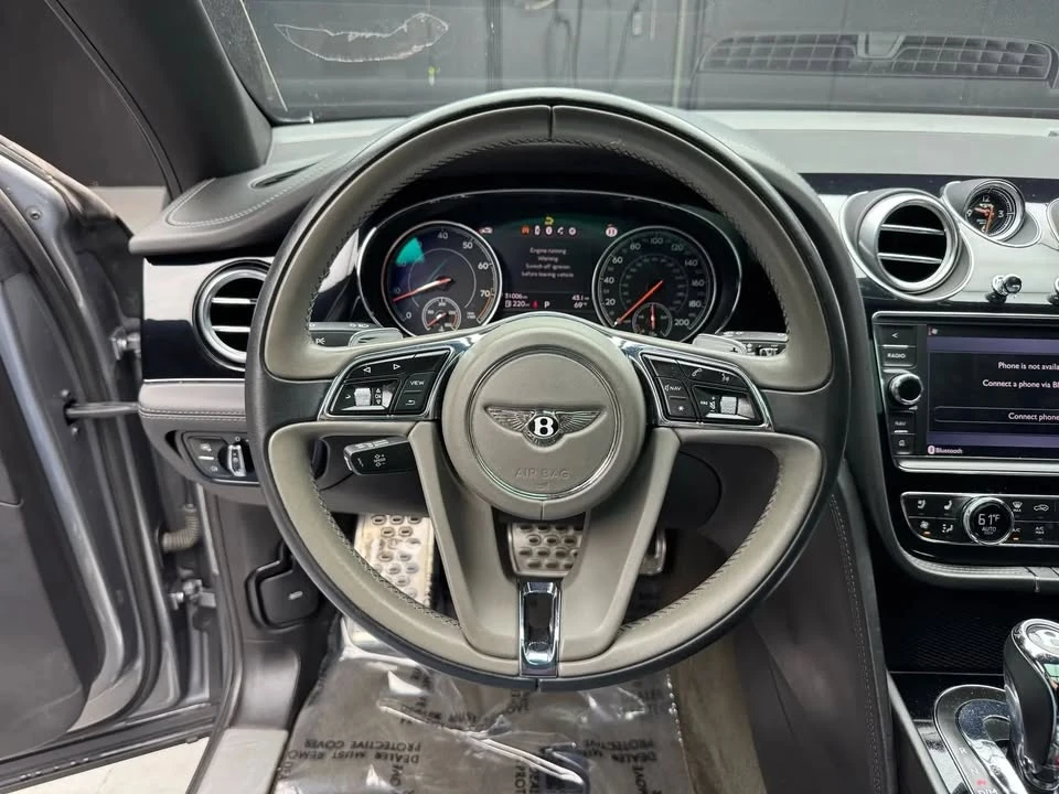 2020 Bentley Bentayga - Image 9 of 20