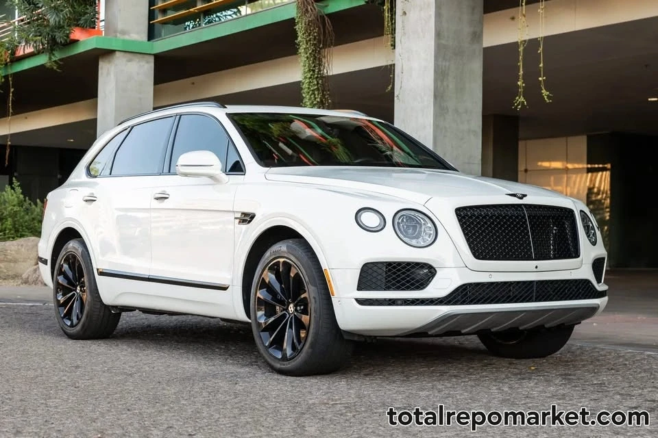 2020 Bentley Bentayga - Image 3 of 10