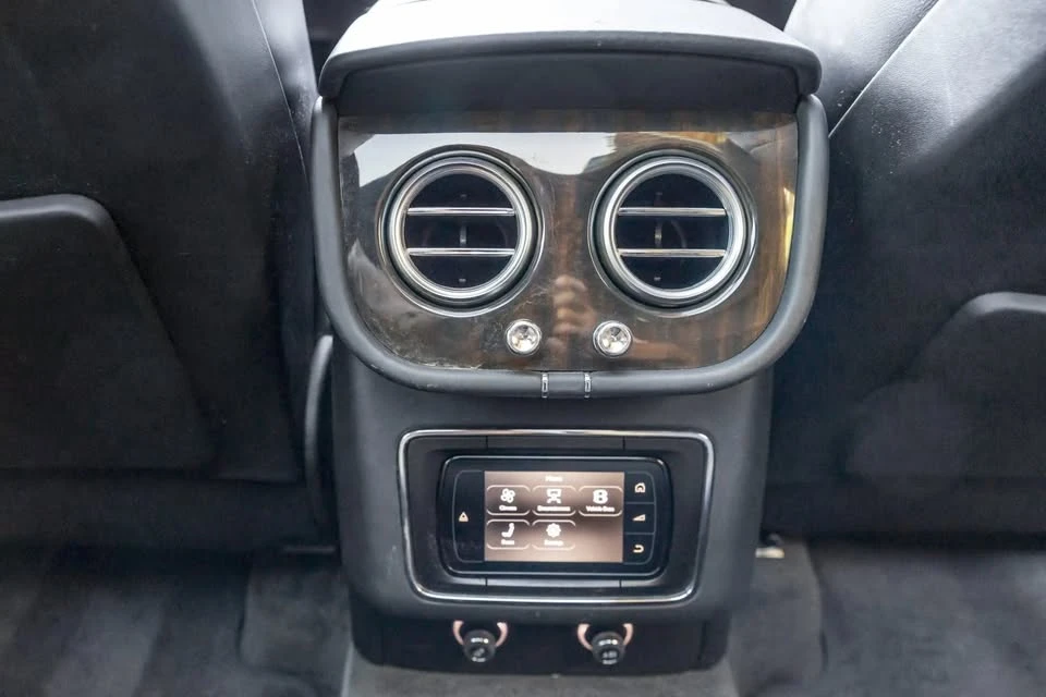 2020 Bentley Bentayga - Image 18 of 18