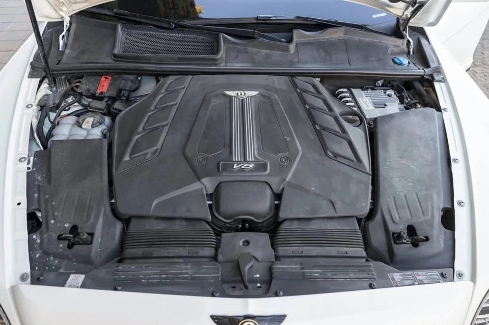 2020 Bentley Bentayga - Image 12 of 18