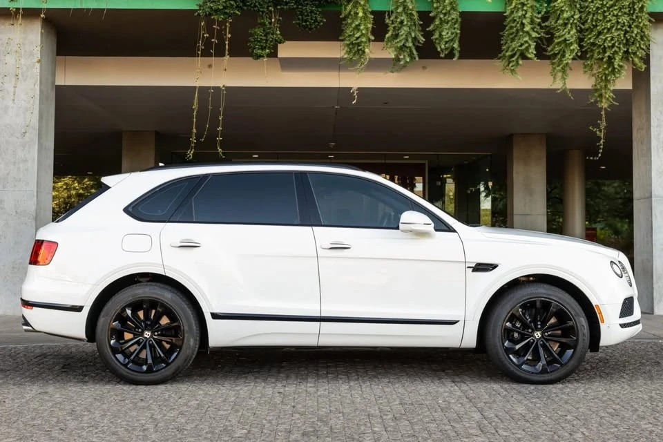 2020 Bentley Bentayga - Image 5 of 18