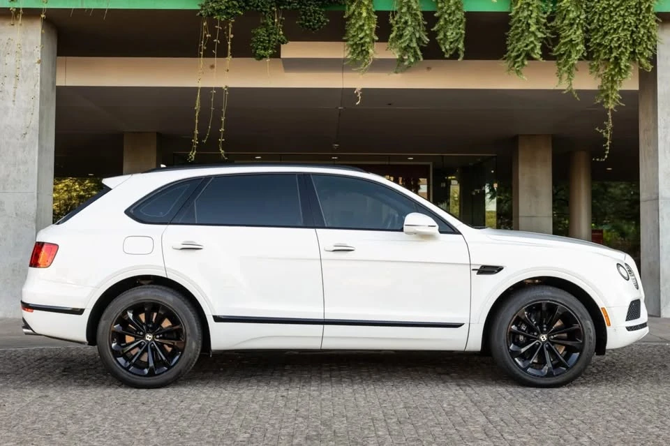 2020 Bentley Bentayga - Image 6 of 18
