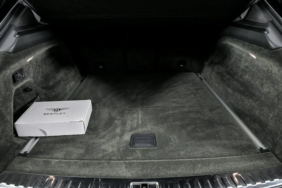 2020 Bentley Bentayga - Image 14 of 19