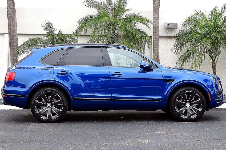 2020 Bentley Bentayga - Image 2 of 10