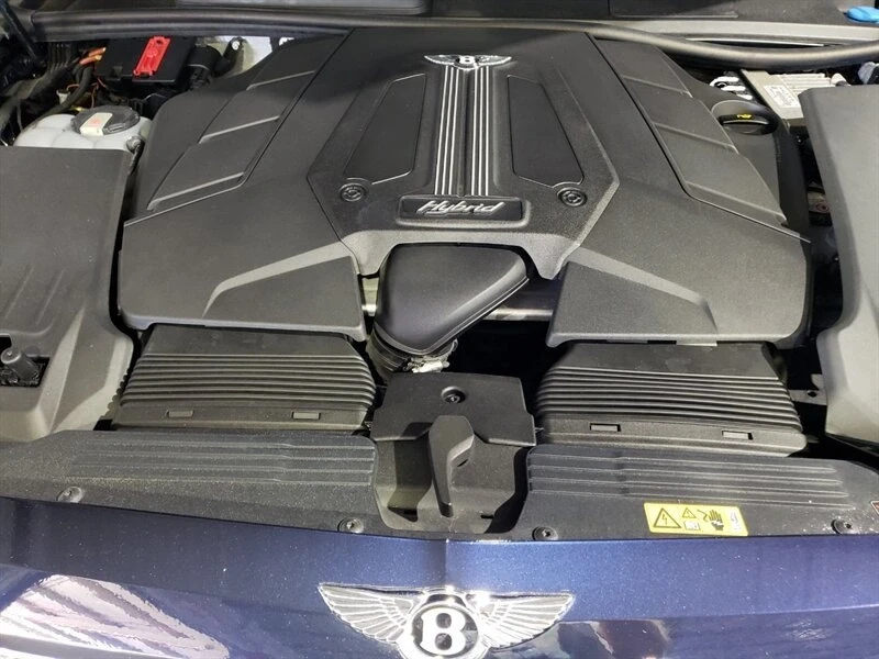 2020 Bentley Bentayga - Image 16 of 17