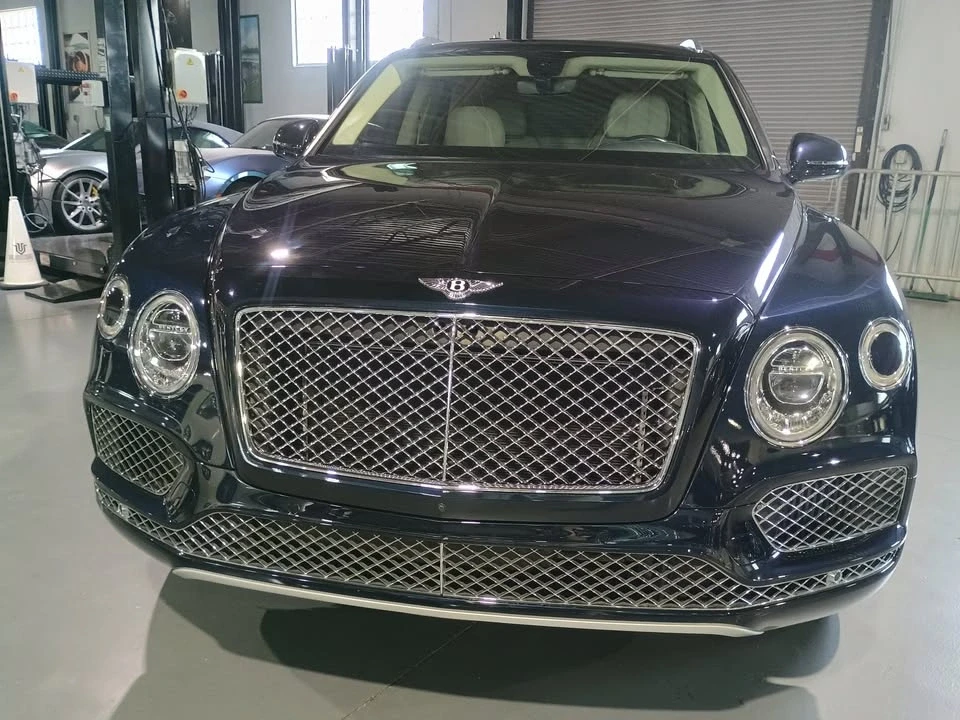 2020 Bentley Bentayga - Image 8 of 19